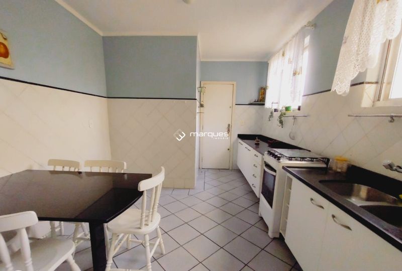 Apartamento 3 quartos  no bairro Centro