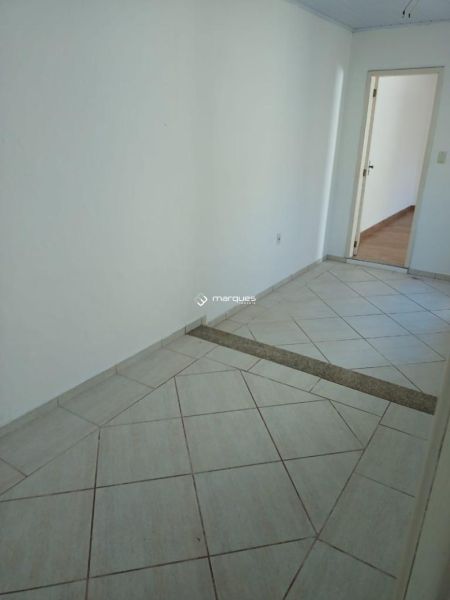 Casa 2 quartos  no bairro Centro