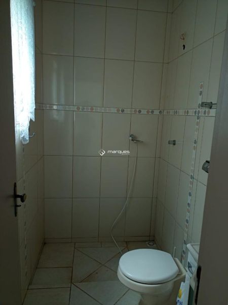 Casa 2 quartos  no bairro Centro