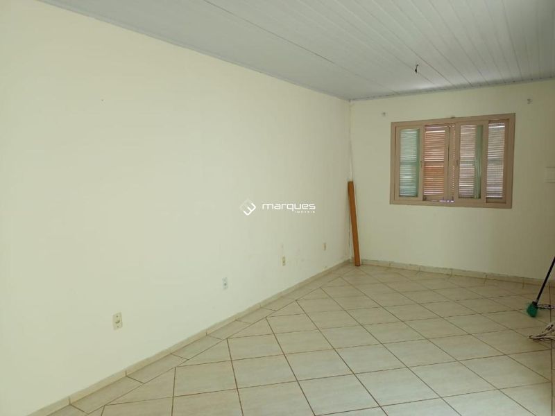 Casa 2 quartos  no bairro Centro