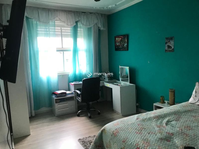 Casa 3 quartos  no bairro Centro