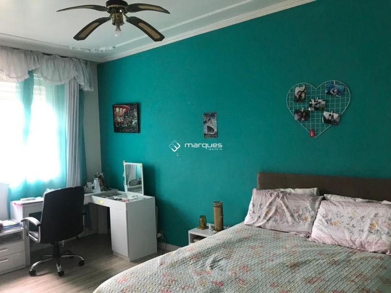 Casa 3 quartos  no bairro Centro