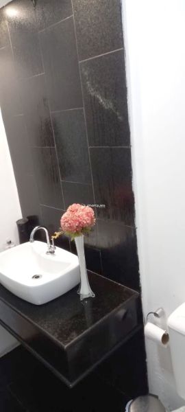 Casa 4 quartos  no bairro Centro
