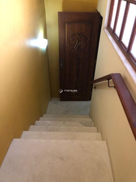 Casa 4 quartos  no bairro Centro