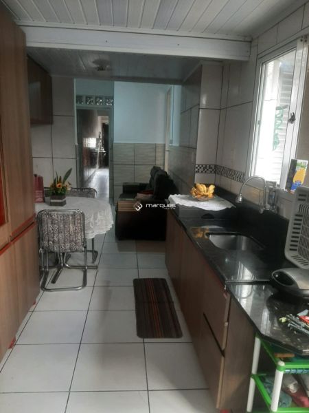 Casa 2 quartos  no bairro Centro