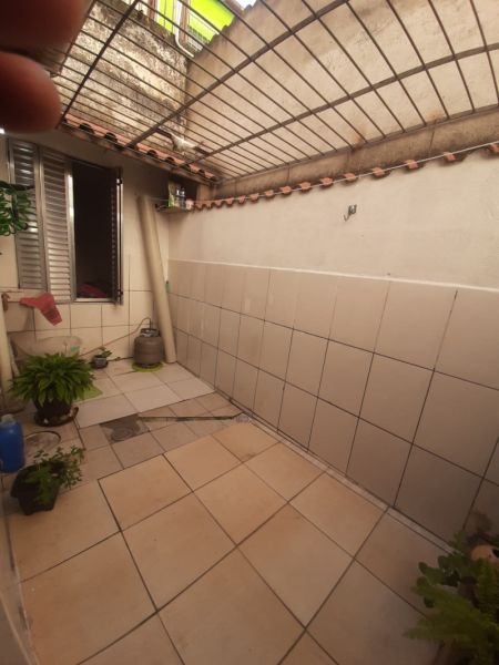 Casa 2 quartos  no bairro Centro