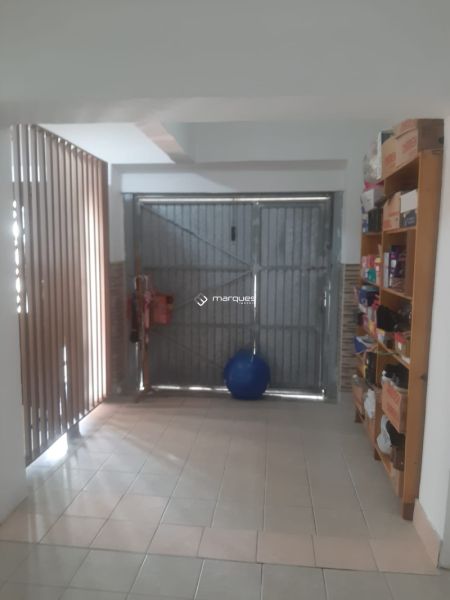 Casa 2 quartos  no bairro Centro