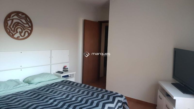 Casa 4 quartos  no bairro Três Vendas