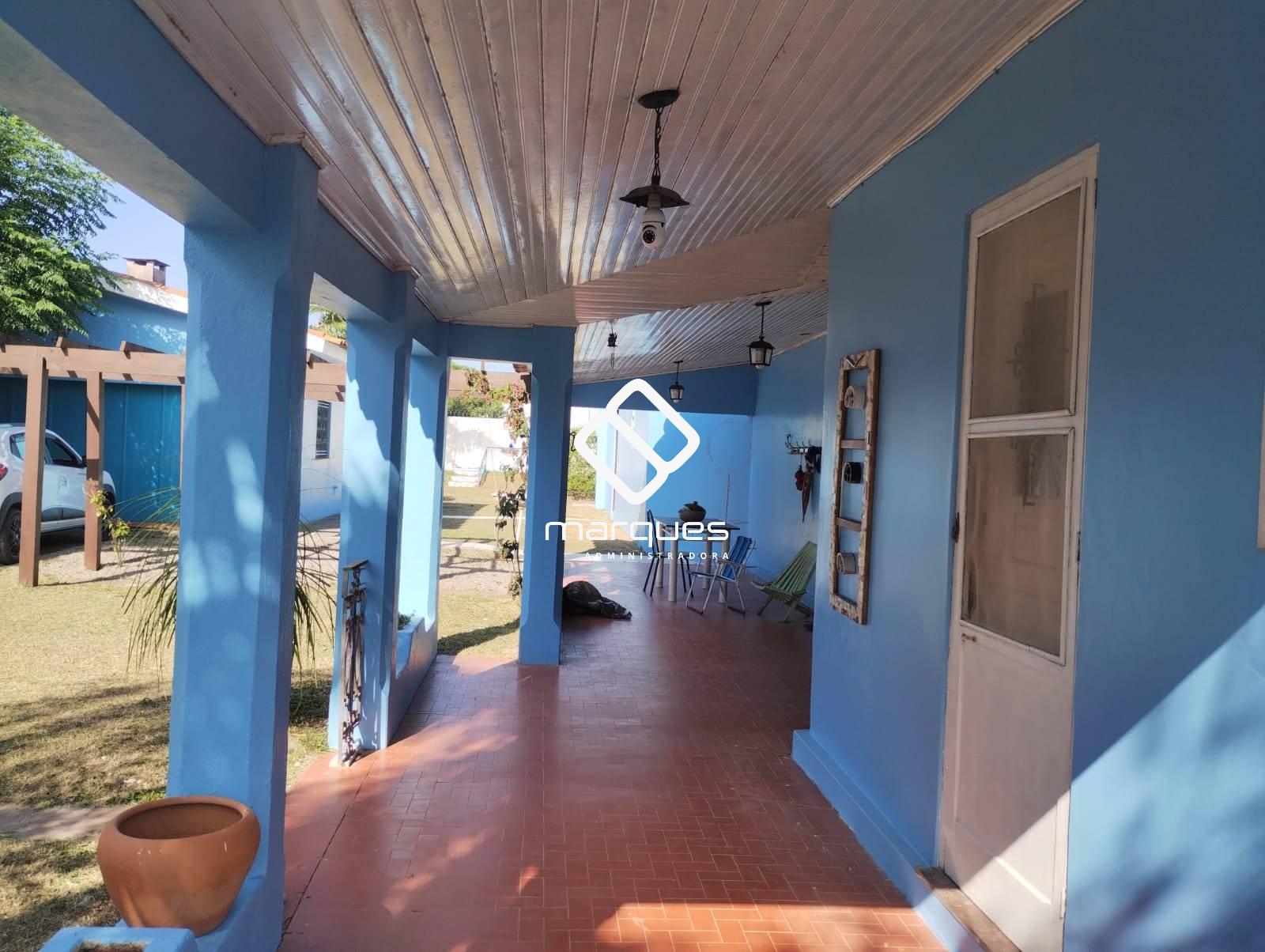Casa 3 quartos  no bairro Laranjal