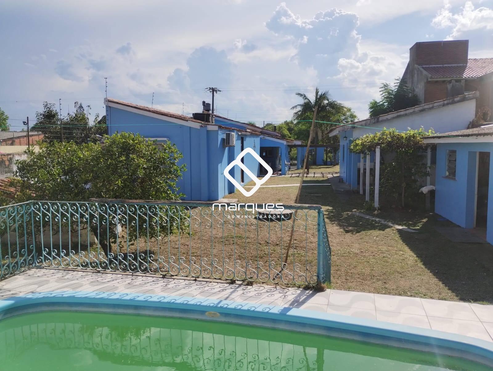 Casa 3 quartos  no bairro Laranjal