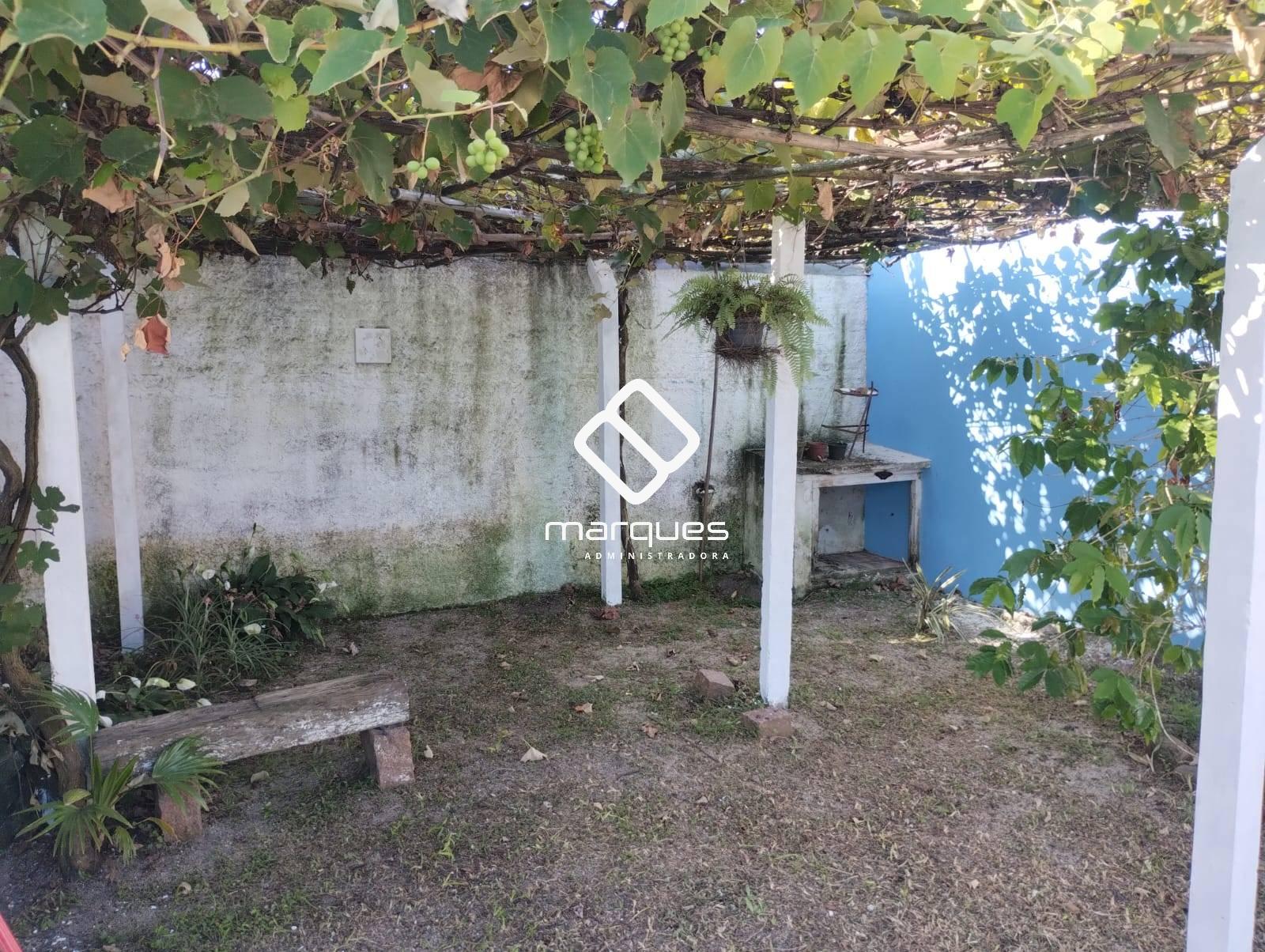 Casa 3 quartos  no bairro Laranjal