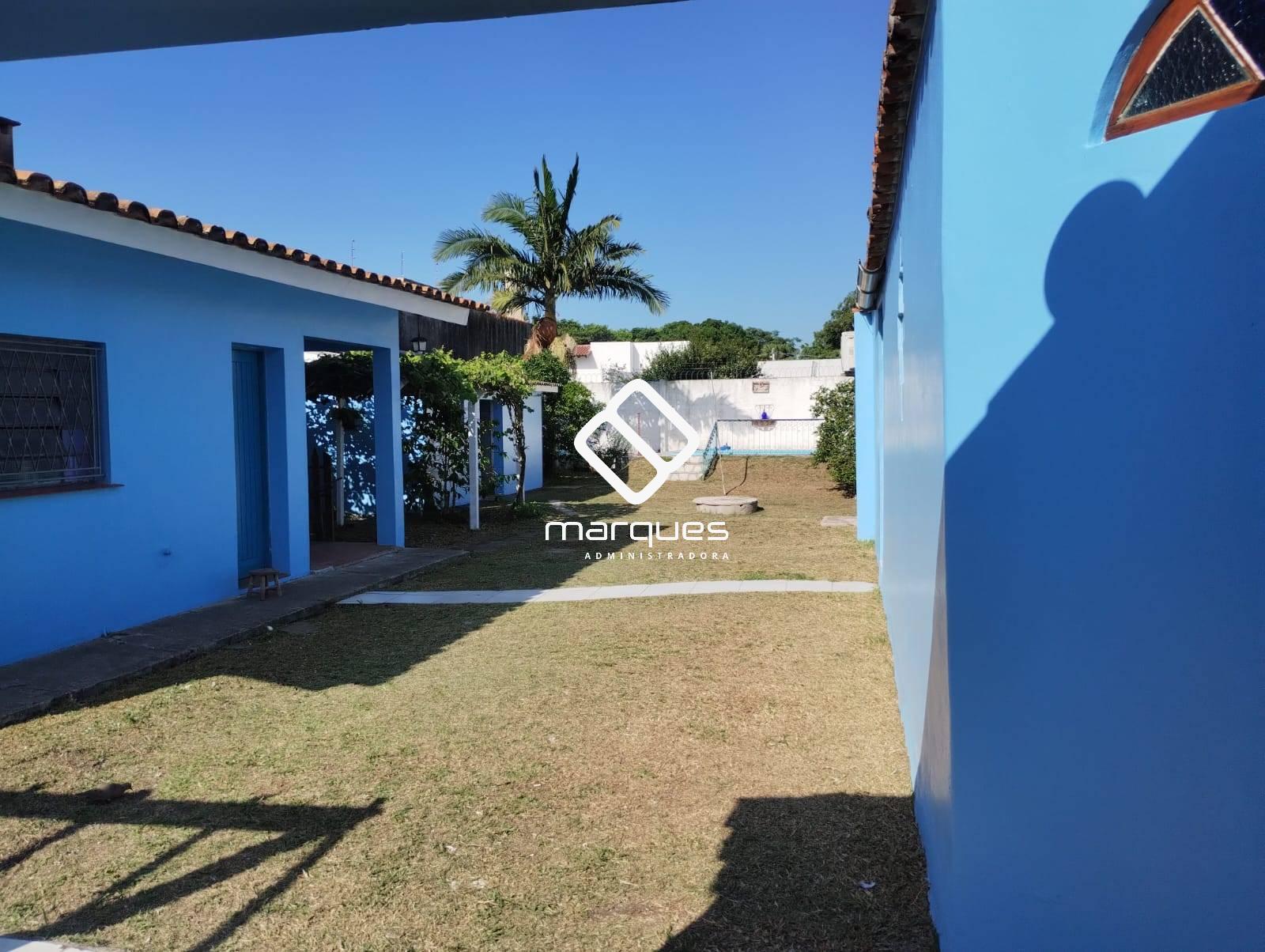 Casa 3 quartos  no bairro Laranjal