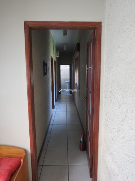 Casa 2 quartos  no bairro Centro