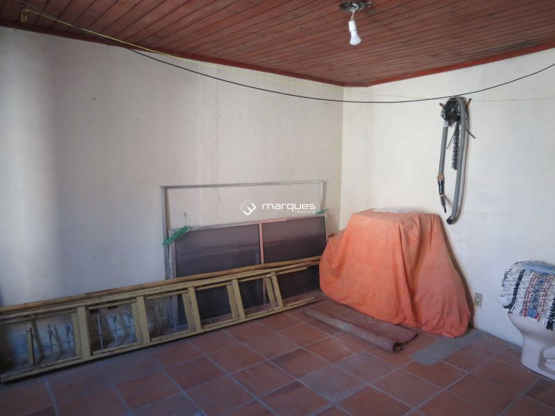 Casa 2 quartos  no bairro Centro