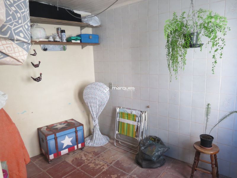 Casa 2 quartos  no bairro Centro