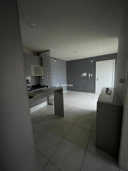 Apartamento 2 quartos  no bairro Sítio Floresta
