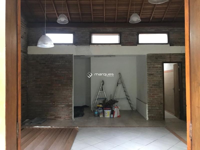 Prédio Comercial no bairro Centro