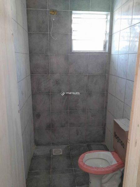 Casa 2 quartos  no bairro Centro