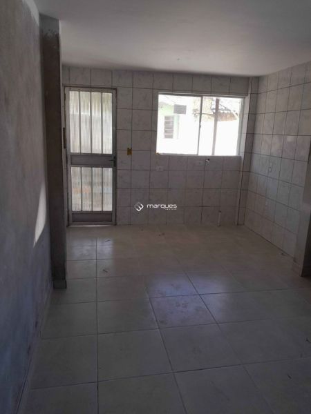 Casa 2 quartos  no bairro Centro
