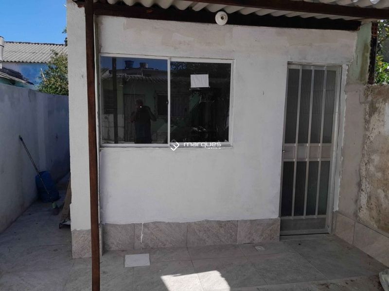 Casa 2 quartos  no bairro Centro