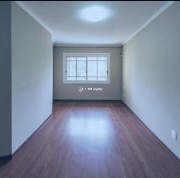 Casa 4 quartos  no bairro Laranjal