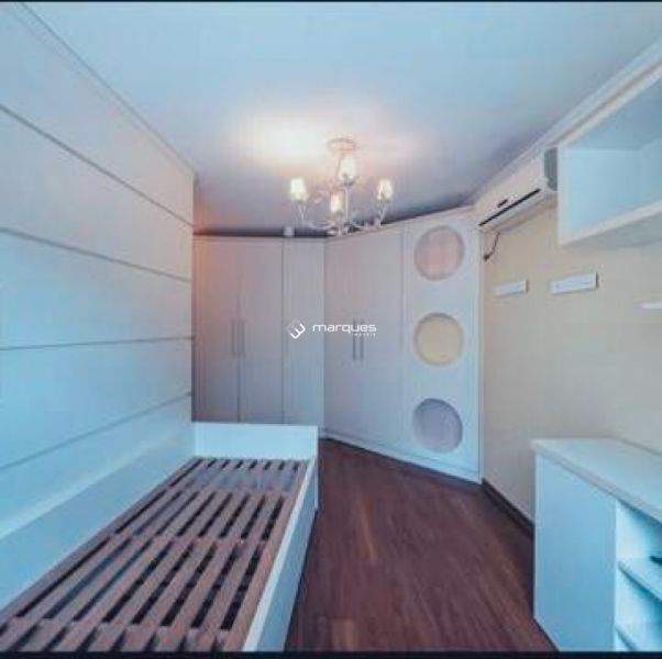 Casa 4 quartos  no bairro Laranjal