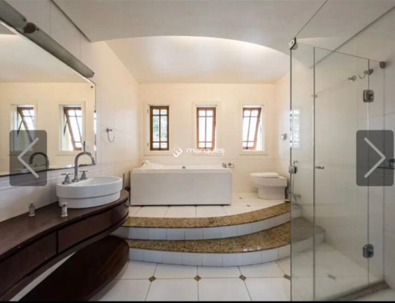 Casa 4 quartos  no bairro Laranjal