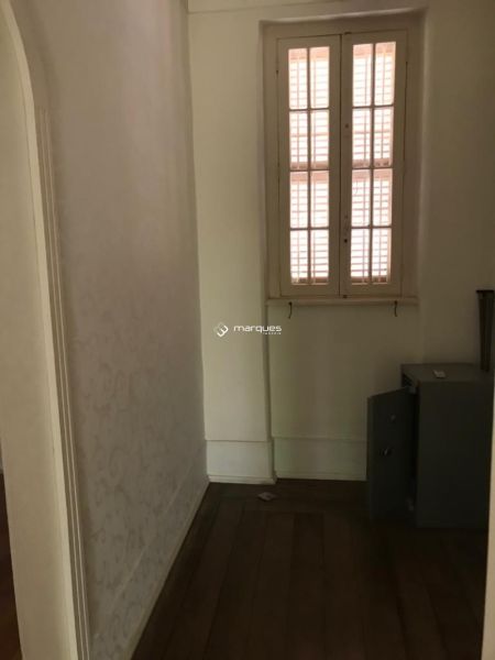 Sobrado 4 quartos  no bairro Centro