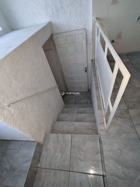 Sobrado 4 quartos  no bairro Fragata