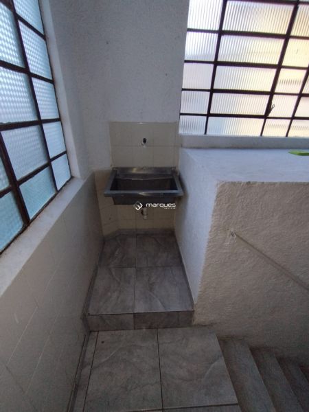 Sobrado 4 quartos  no bairro Fragata
