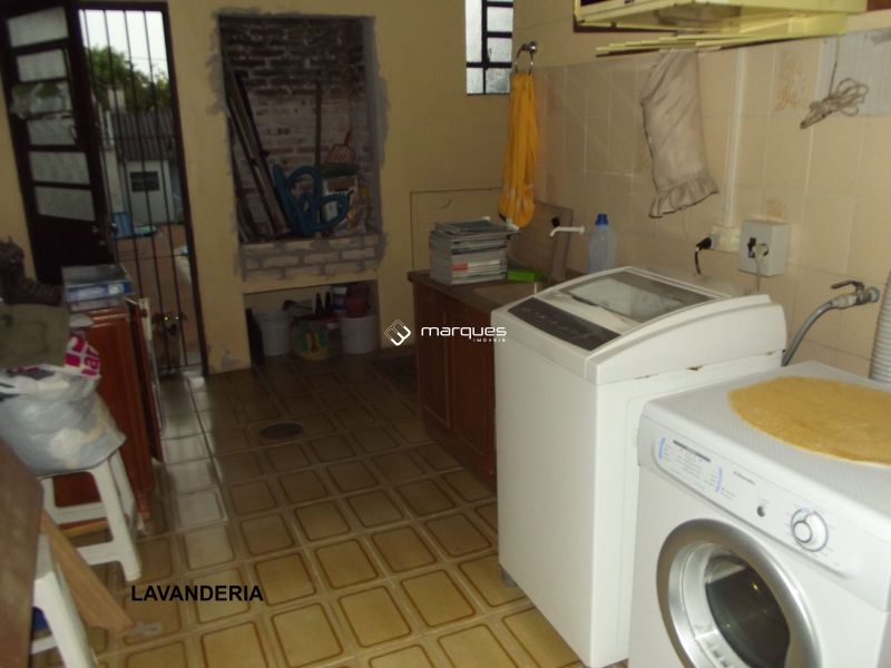 Sobrado 3 quartos  no bairro Areal