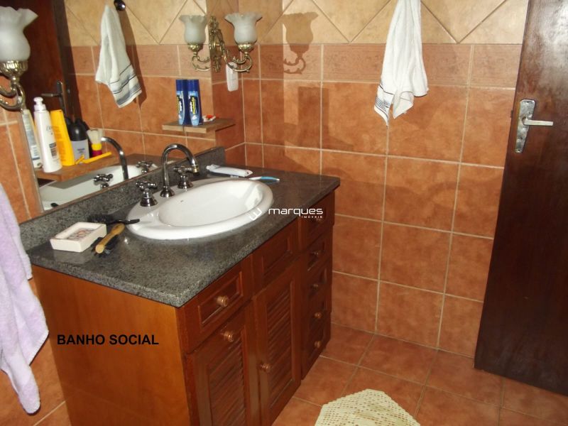Sobrado 3 quartos  no bairro Areal