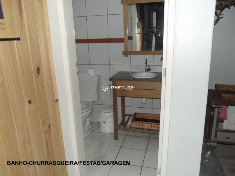 Sobrado 3 quartos  no bairro Areal