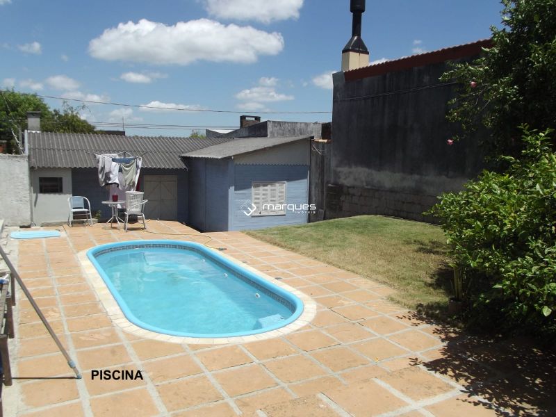 Sobrado 3 quartos  no bairro Areal