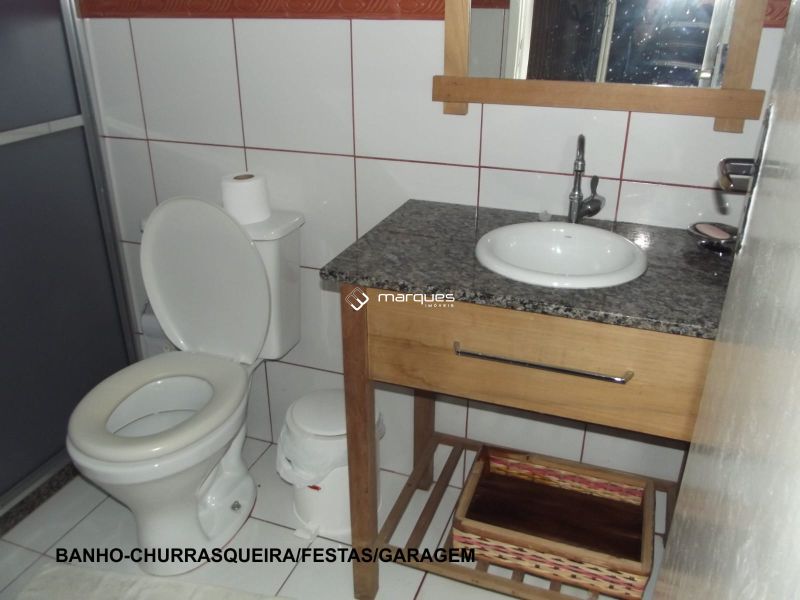 Sobrado 3 quartos  no bairro Areal
