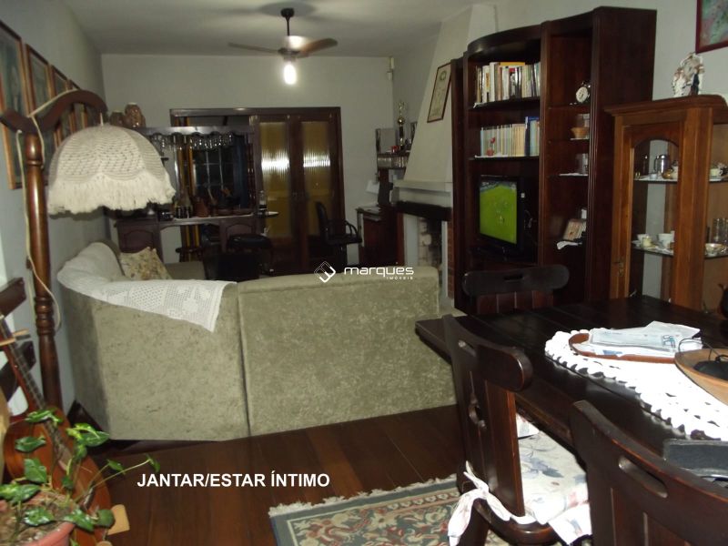 Sobrado 3 quartos  no bairro Areal