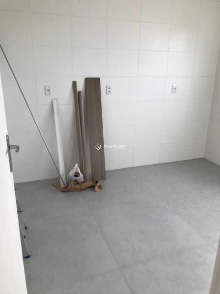 Apartamento 3 quartos  no bairro Areal