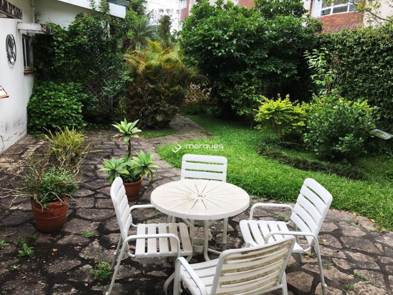 Casa 3 quartos  no bairro Centro
