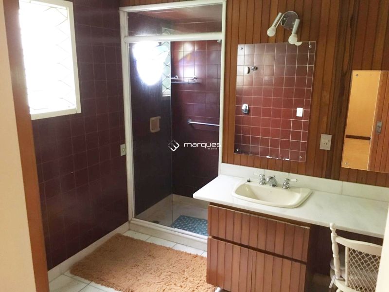 Casa 3 quartos  no bairro Centro