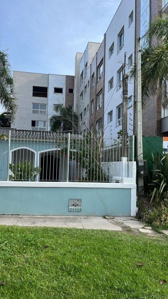 Apartamento 2 quartos  no bairro Laranjal