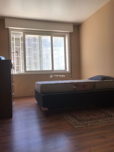 Apartamento 4 quartos  no bairro Centro