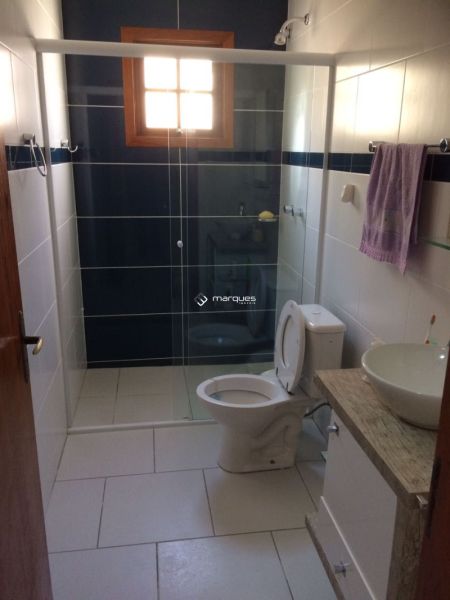 Casa 3 quartos  no bairro Laranjal