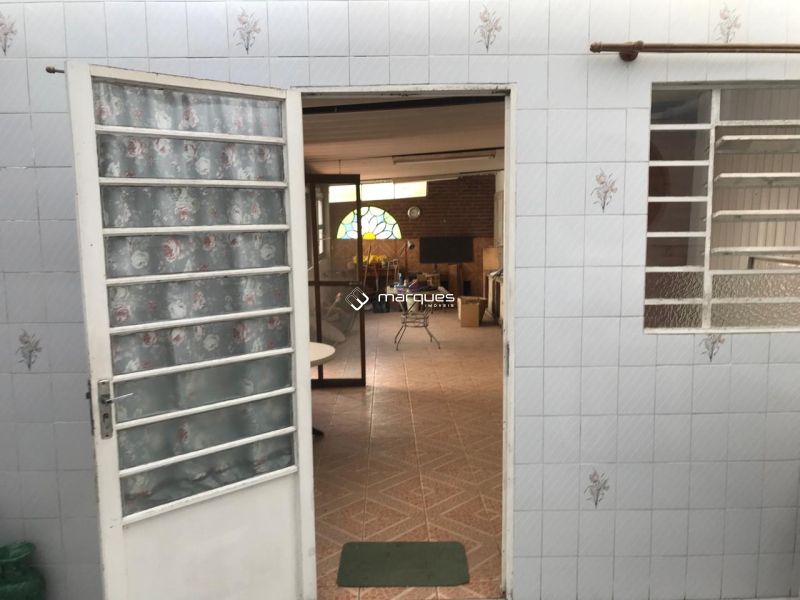 Casa 3 quartos  no bairro Centro