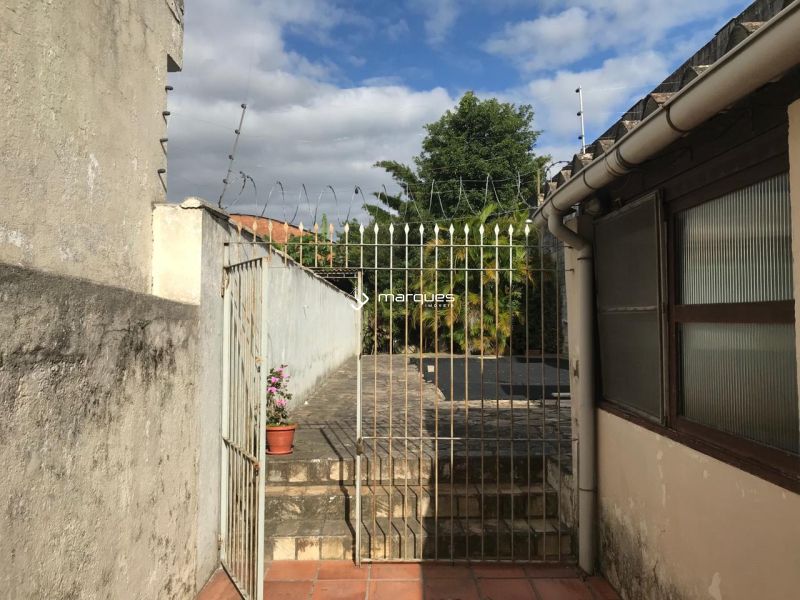 Casa 3 quartos  no bairro Centro