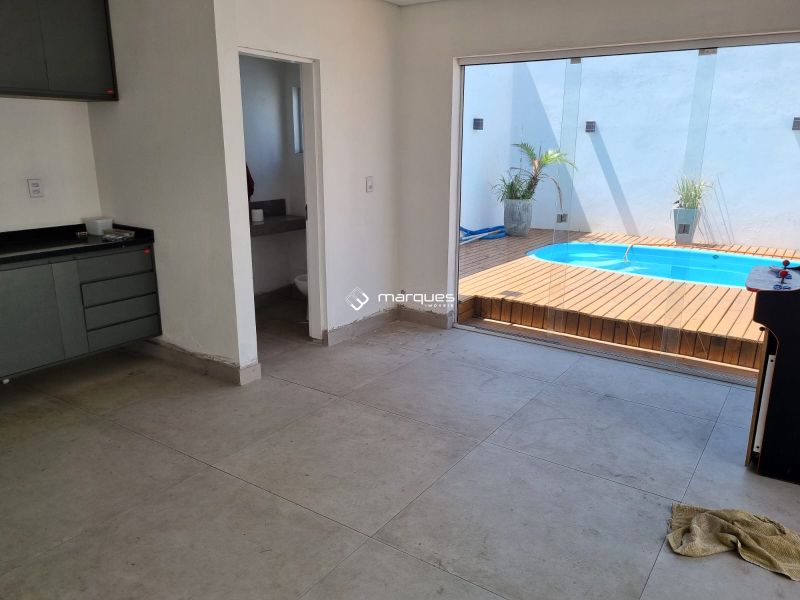 Casa 3 quartos  no bairro Três Vendas