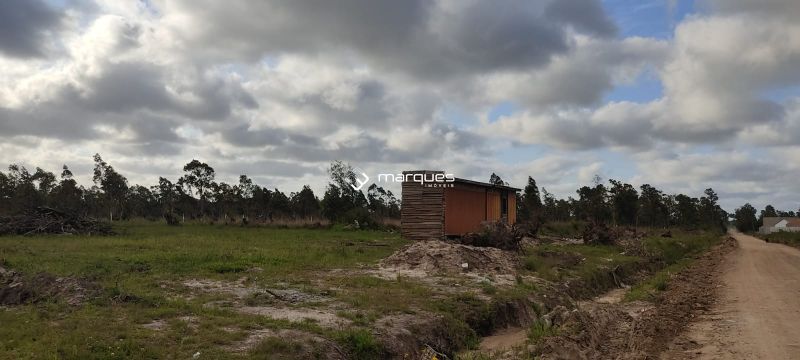 Terreno no bairro Sítio Floresta
