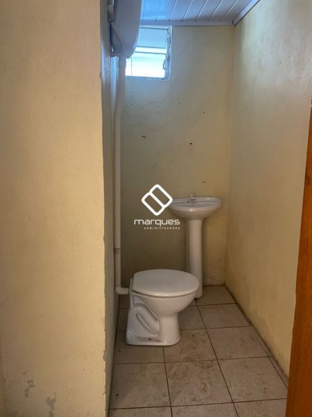 Casa 2 quartos  no bairro Navegantes