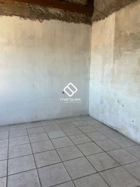 Casa 2 quartos  no bairro Navegantes