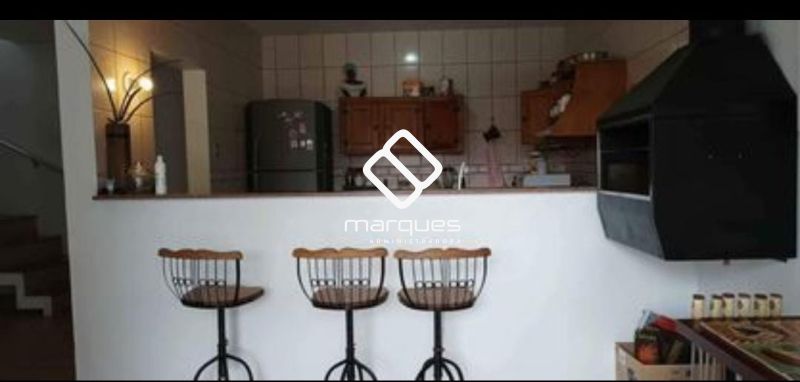 Sobrado 3 quartos  no bairro Laranjal