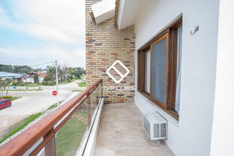 Casa 5 quartos  no bairro Laranjal